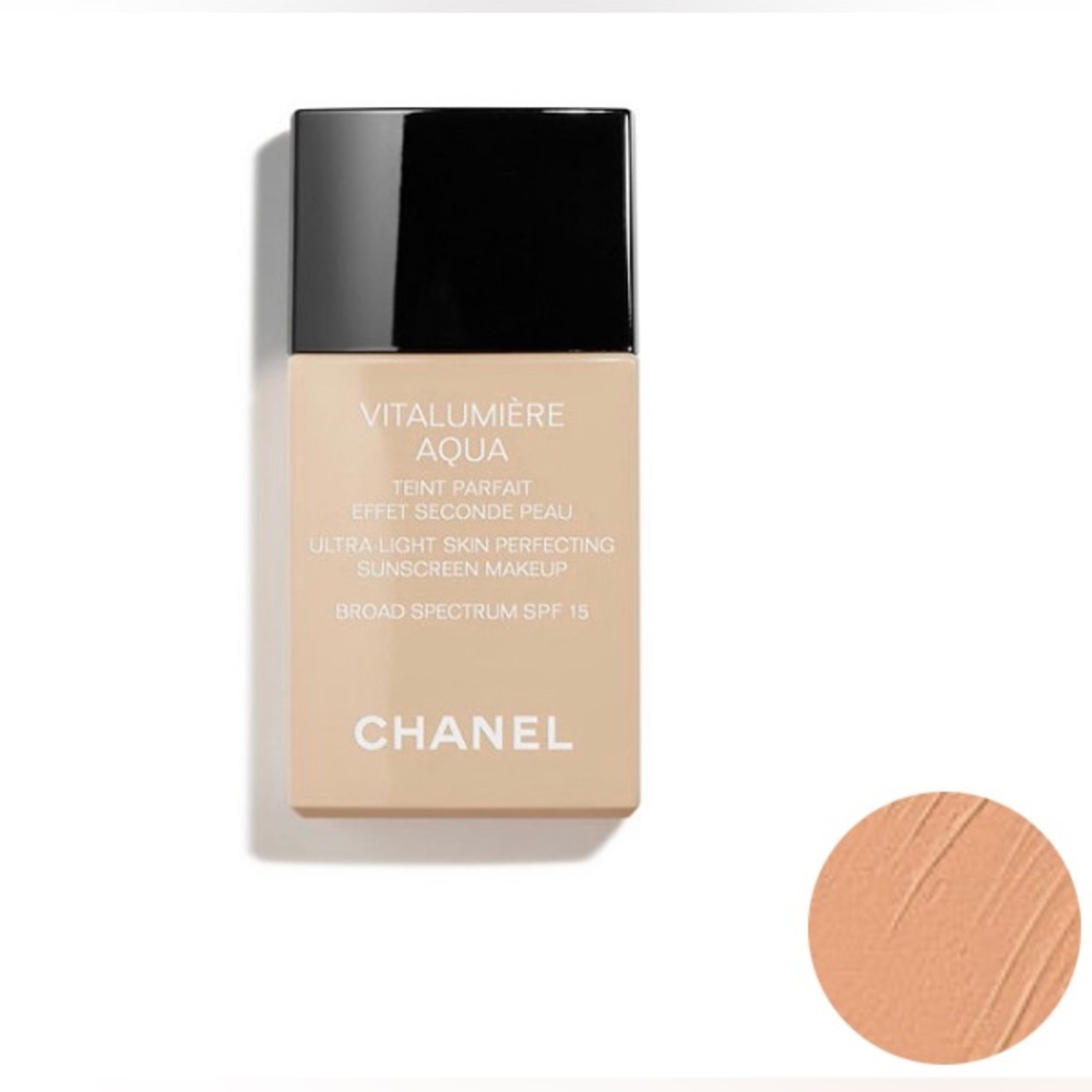 CHANEL VITALUMIÈRE AQUA-Ultra Light Skin Perfecting SPF- 30 Beige- NEW/Sealed!